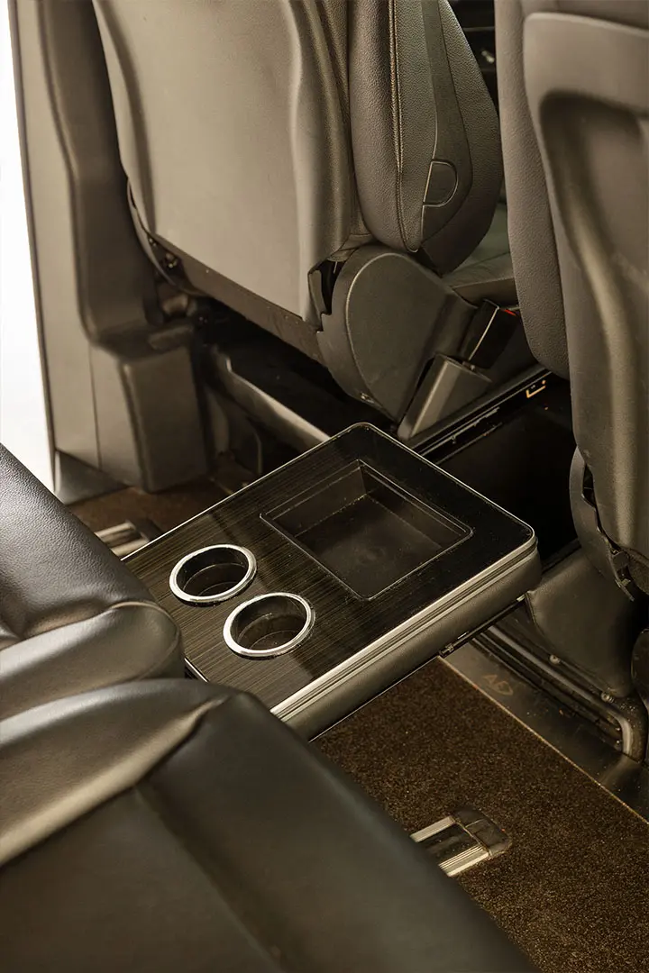 VAN INTERIOR 3