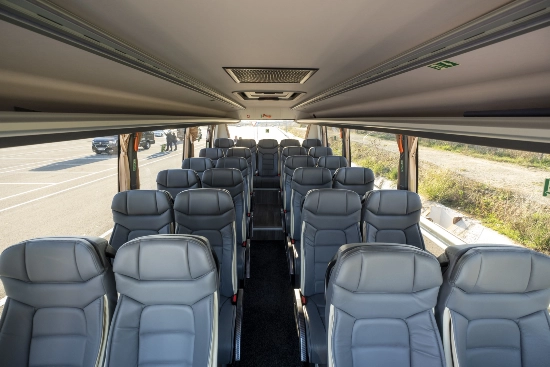 microbus executive 25 plazas 2