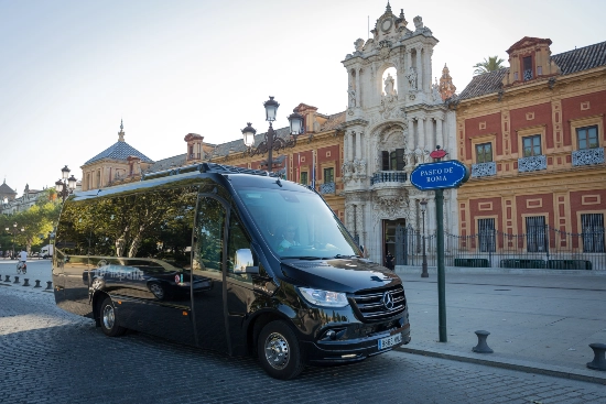 minibus de 25 plazas 1